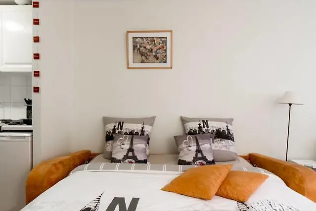 Apartment Lovely Studio Champs Elysees Hotel Paris France